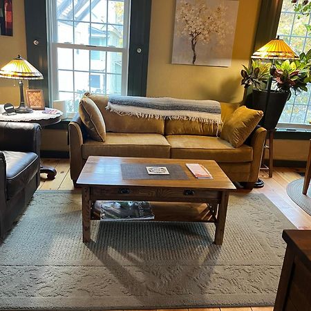 First Floor Apt With River View Hallowell 外观 照片